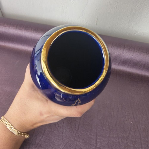 Ceramic vase cobalt blue with gold details