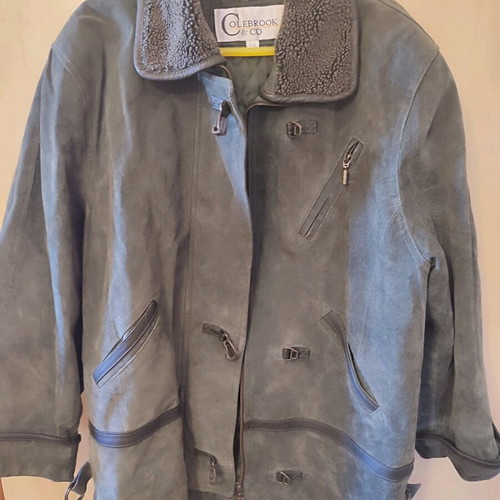 Green suede leather jacket L like new with removable sheep collar