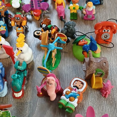 Kinder toys pack of 160 pieces