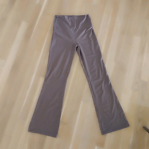 Oysho brown leggings pants size L like new with flared hem