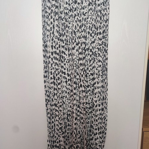 Wide summer pants with pockets Bershka like new, black and white, size M