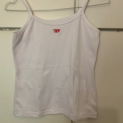 White camisole one size new, elastic