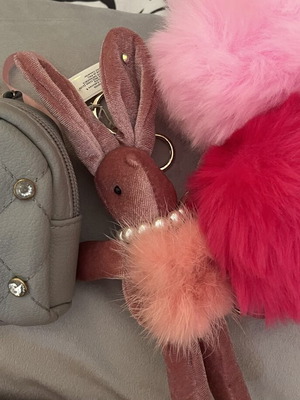 Keychain set used with velvet bunny, mini bag, and fur pom-poms