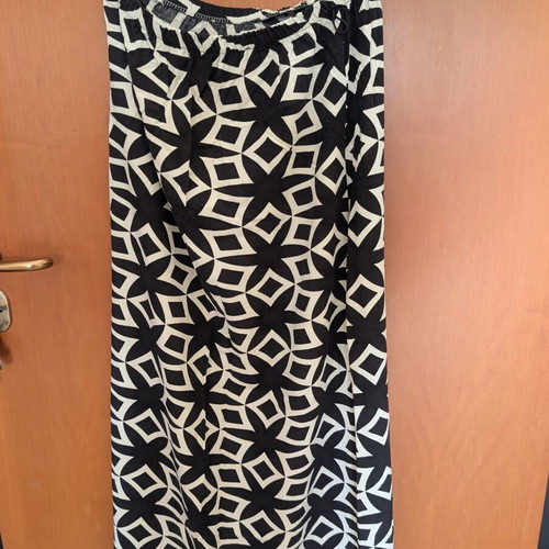 Women's skirt used, summer airy with side slit and elastic waist, black and white