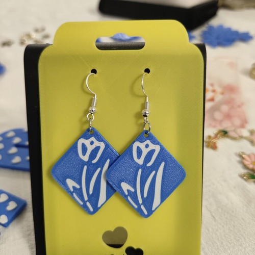 White Flowers 3DPRINTING earrings made to order