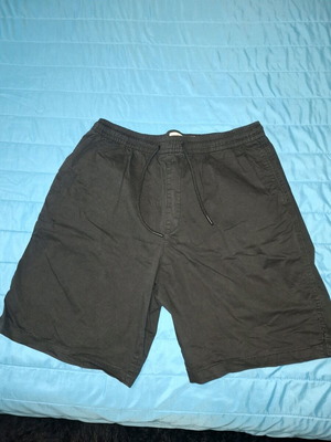 Black fabric shorts Pull & Bear like new, size L