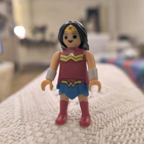 Wonderwoman Playmobil figure like new