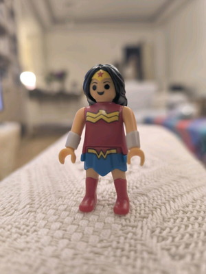 Wonderwoman Playmobil figure like new