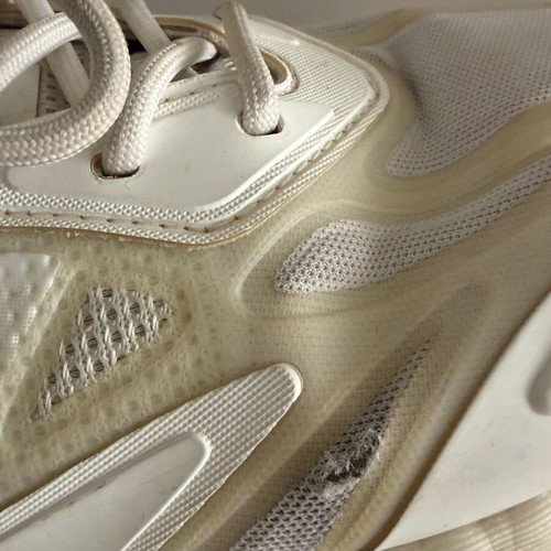 Adidas ZX 2k Bpost 2.0 athletic shoes used, white and beige