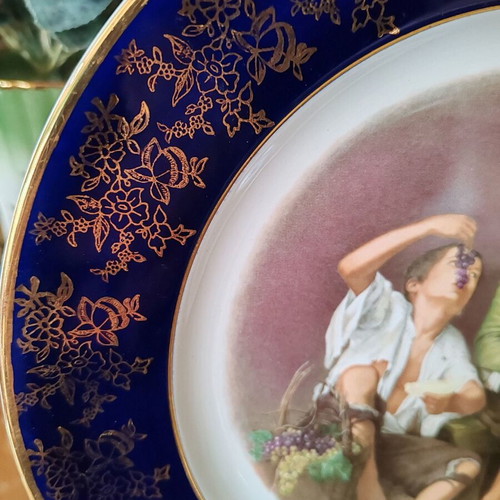 Retro porcelain plate Weatherby Royal Falcon Ware like new with Bartolome Murillo painting