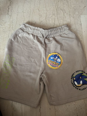 Sonic Bermuda shorts new, size 122, beige, Next