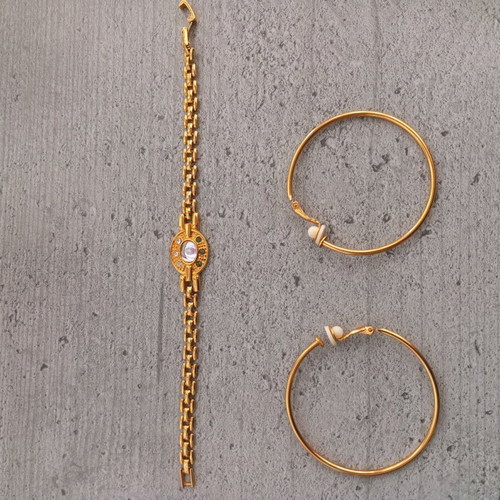 Vintage 1990 jewelry set with camel clutch bag