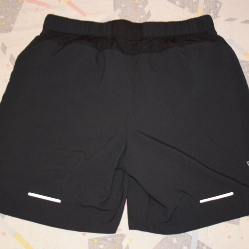 Asics 2in1 7 inch men's shorts, size M