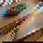 Τραπεζαρία μασίφ καρυδιάς σαν καινούργια με 6 καρέκλες