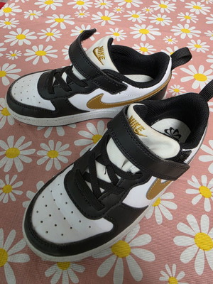 Nike παιδικά παπούτσια νούμερο 27 σαν καινούργια, λευκά