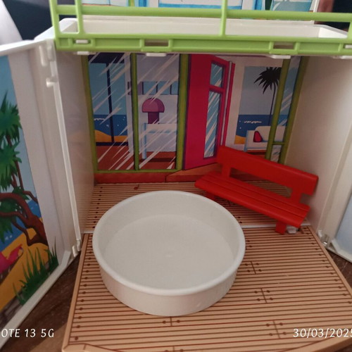 Playmobil pieces 6159 used, house, pool and bench