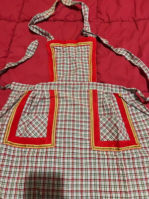 Apron new, dimensions 58x59
