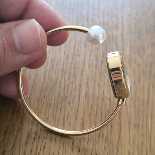 Women's heart-shaped bangle watch with pearl new