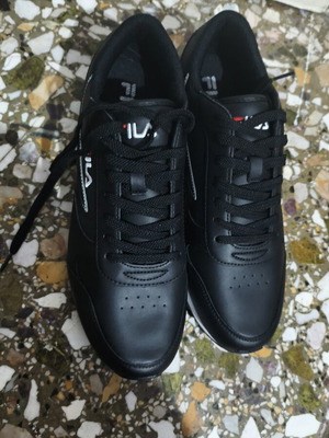 Fila sneakers size 43, brand new