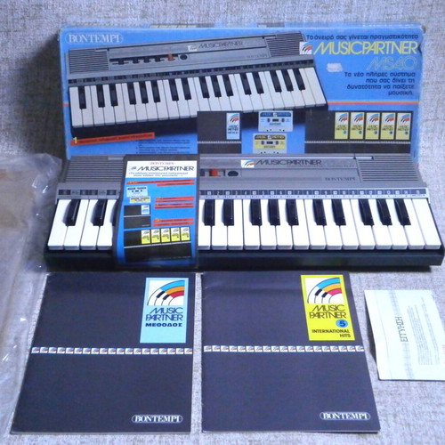 Bontempi MS40 Music Partner electronic keyboard new with box