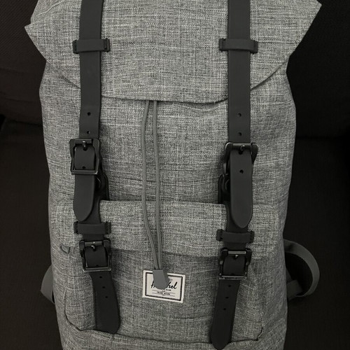 Herschel Supply Co Little America backpack 21L, gray
