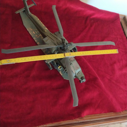 Boeing AH 64 Apache model helicopter used, scale 1/32 by Revell
