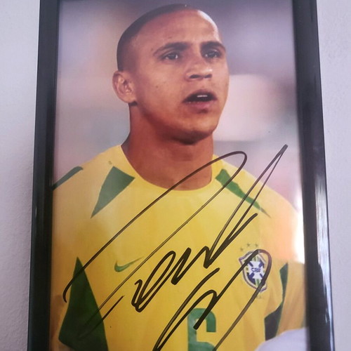 Authentic autograph Roberto Carlos