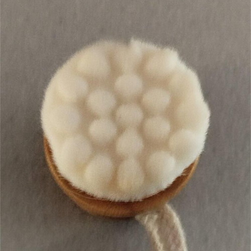 Facial cleansing brush with wooden handle new