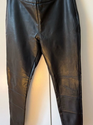 Bershka Black Leather Pants Size M Like New