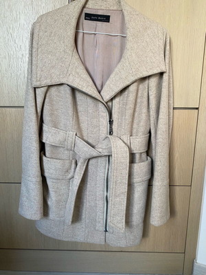 Zara coat like new, ecru, size M