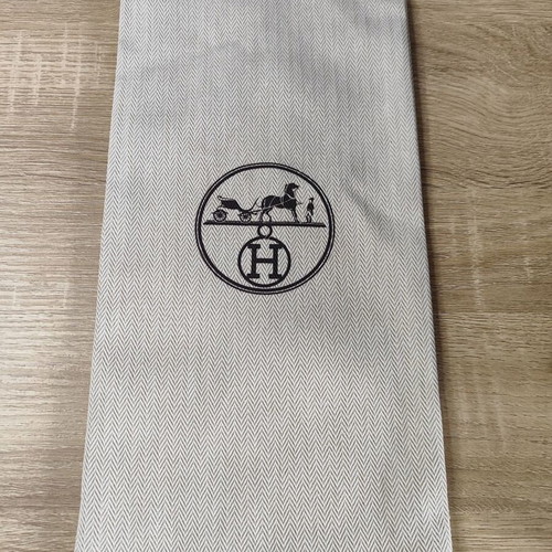 Hermes Dustbag used 35 x 17 cm