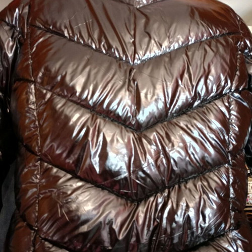 Women's black jacket like new, shiny