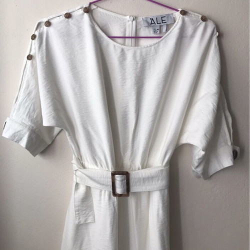 ALE midi dress white new with buttons and belt, size Medium