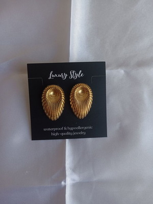 Earrings new, 18K gold plated stainless steel