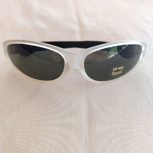 Vintage 90s Sunglasses new with minor frame marks, UV 400 protection