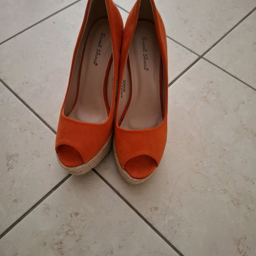 Summer platform shoes new, size 39, orange
