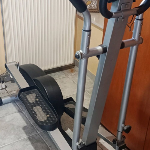 Elliptical fitness machine like new