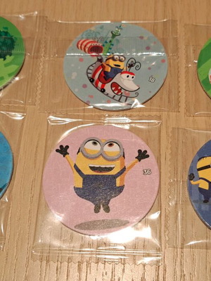 Τάπες Minion Chipicao καινούργιες, σετ 6 τεμαχίων