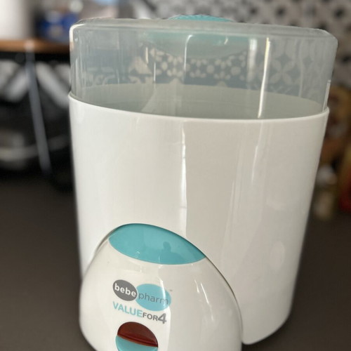 Bebe Pharm VALUEfor4 4-in-1 Sterilizer and Bottle Warmer like new