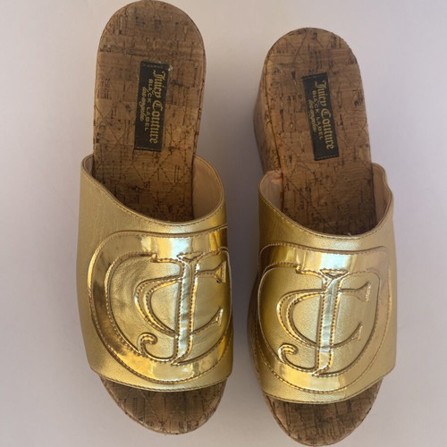 Juicy Couture platform sandals size 38 like new, black and gold