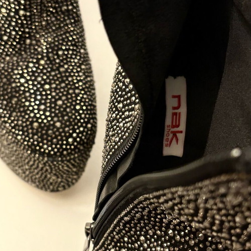 Nak ankle boots size 41 like new with rhinestones
