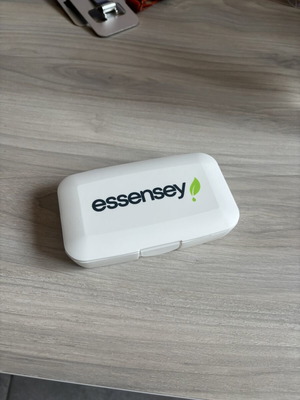 Essensey pill and supplement organizer case