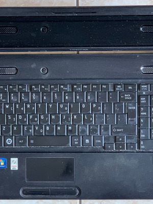 Laptop Toshiba Satellite C660D-16F 15,6” μεταχειρισμένο για ανταλλακτικά