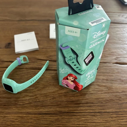 Garmin Vivofit JR.3 kids smartwatch like new