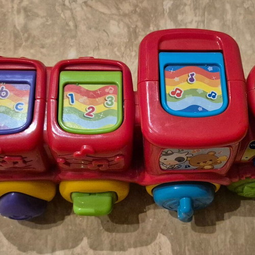 Vtech train with music in English used