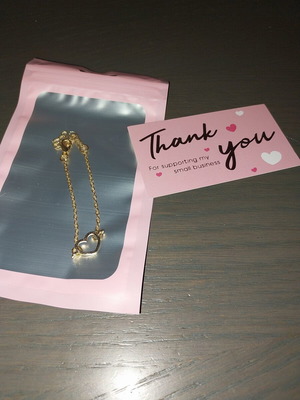 Bracelet new, gold color