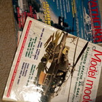 Strategiki magazine 1996 issue 27 with Apache insert