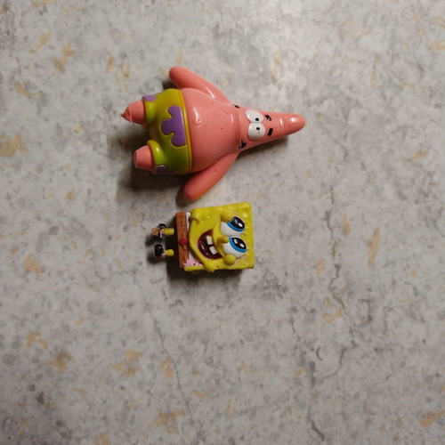 Figures that do not stand, set of 2 pieces