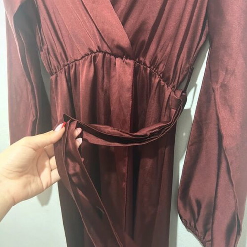 Women's dress new with detachable belt, size S, red