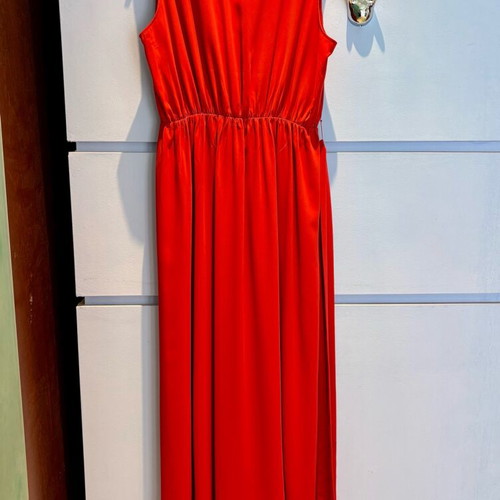 Mango Suit red maxi evening dress like - 33,00 - Vendora.cy Mango Suit red maxi evening dress like - 33,00 - Vendora.cy